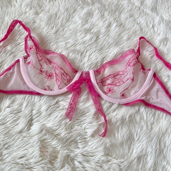 Victoria’s Secret Angels Bra - Picture 5 of 7